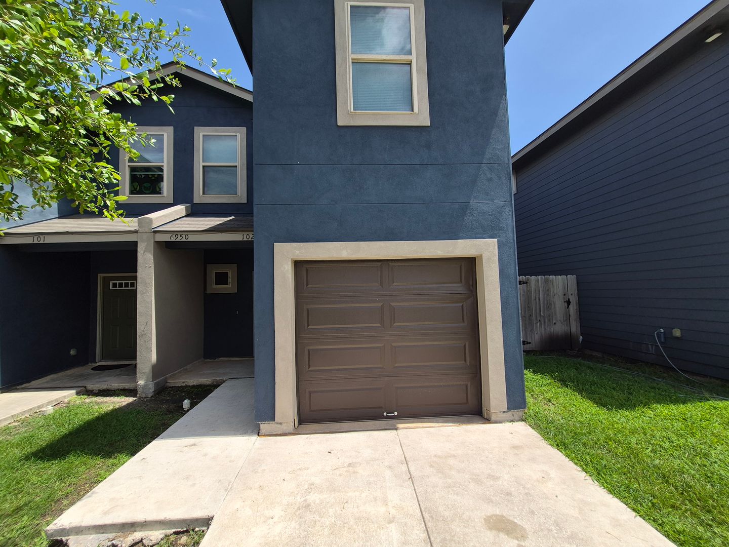 SAN  ANTONIO House: 6950 LAKEVIEW DR #102