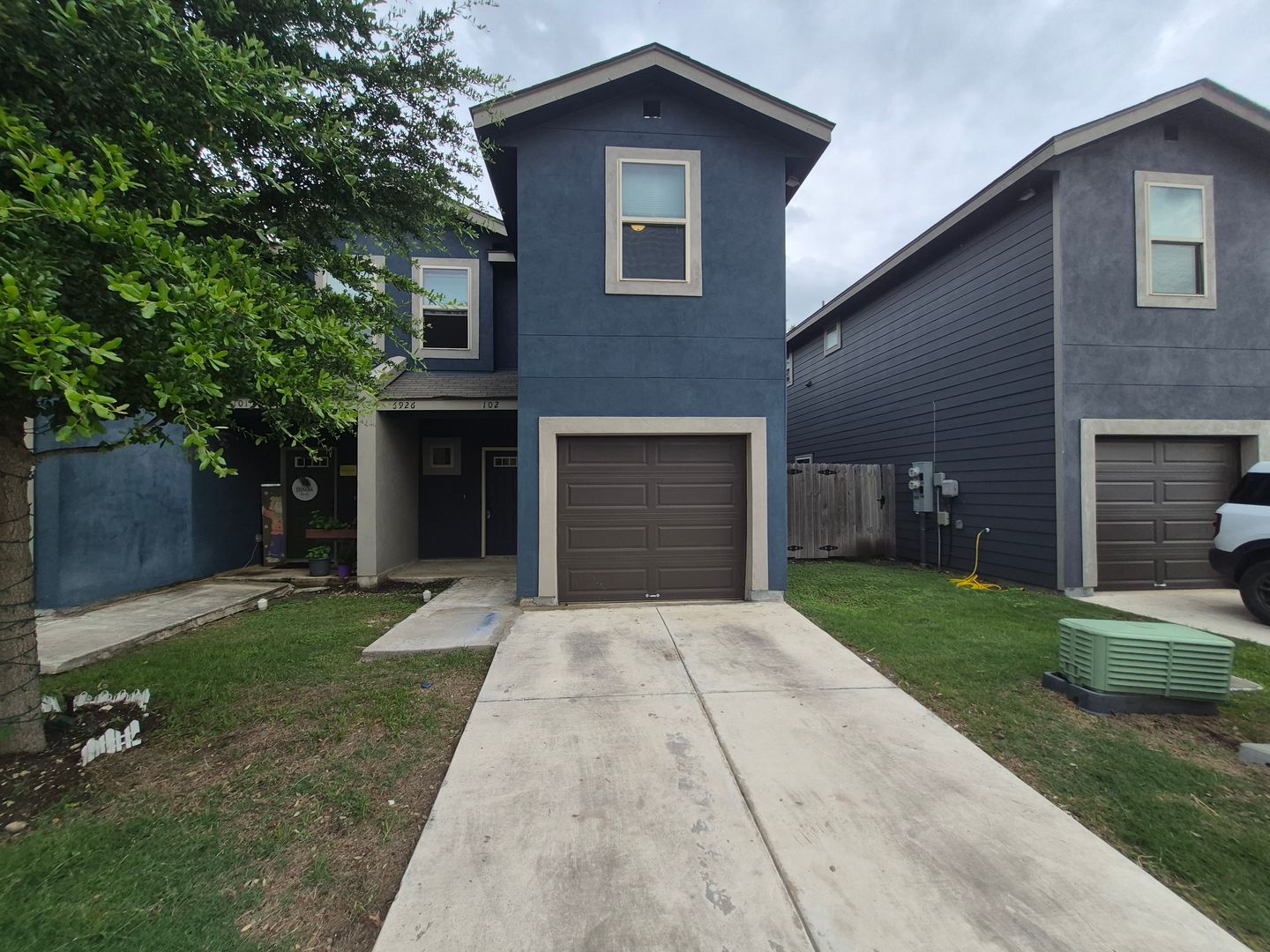 SAN ANTONIO House: 6926 LAKEVIEW DR #102