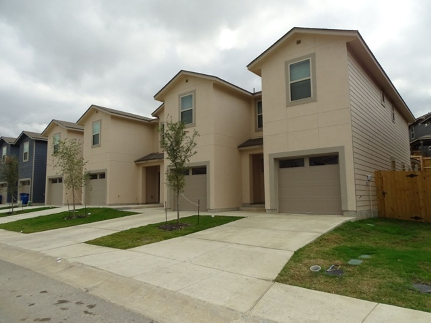SAN ANTONIO House: 6406 LUGLIO LANE #102