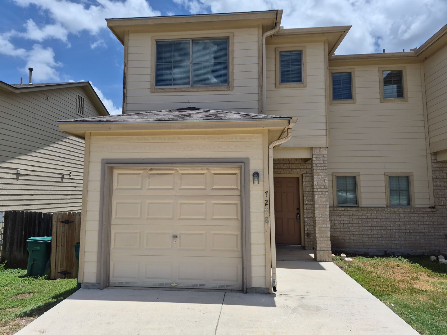 CONVERSE House: 7208 COLINA WAY