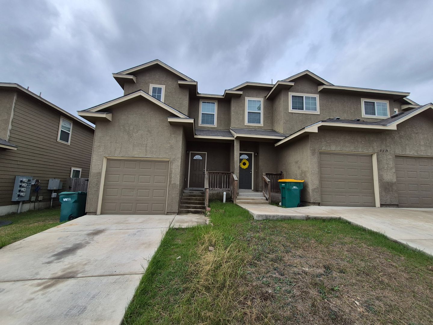 Converse House: 7315 COLINA WAY #4