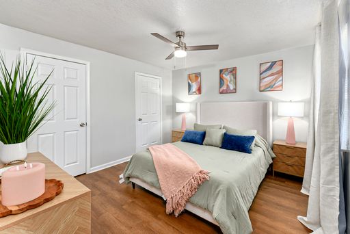BEAUTIFUL NEWLY RENOVATED 2 Bedroom 2 Bath Apartment Home AVAILABLE NOW! – photo 1