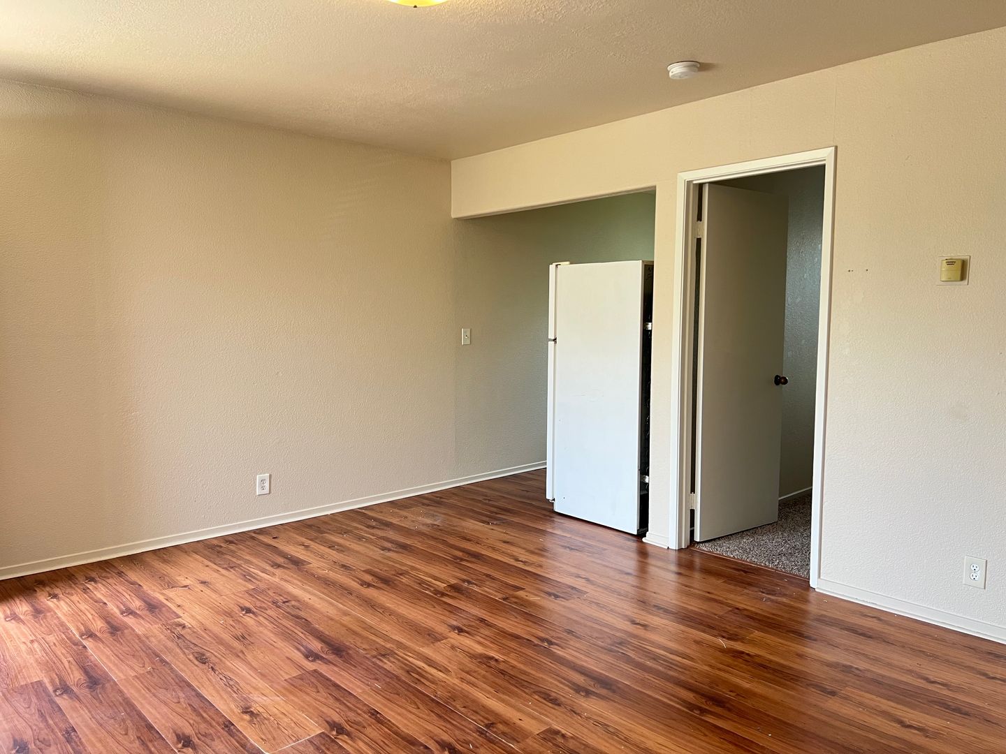 Roseville Apartment: 415 5th Street