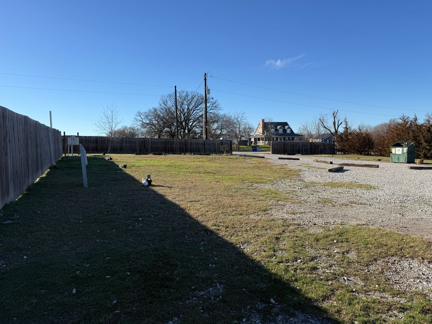 Azle Apartment: 3130 N Cardinal