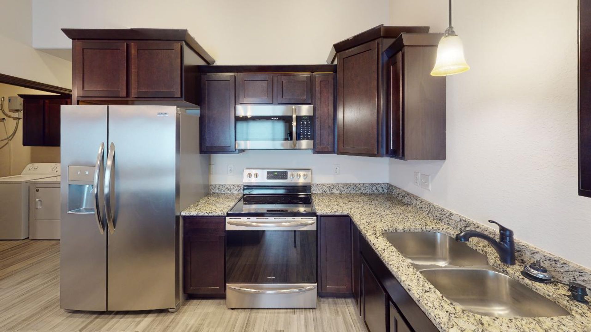 Box Elder Apartment: 652-660