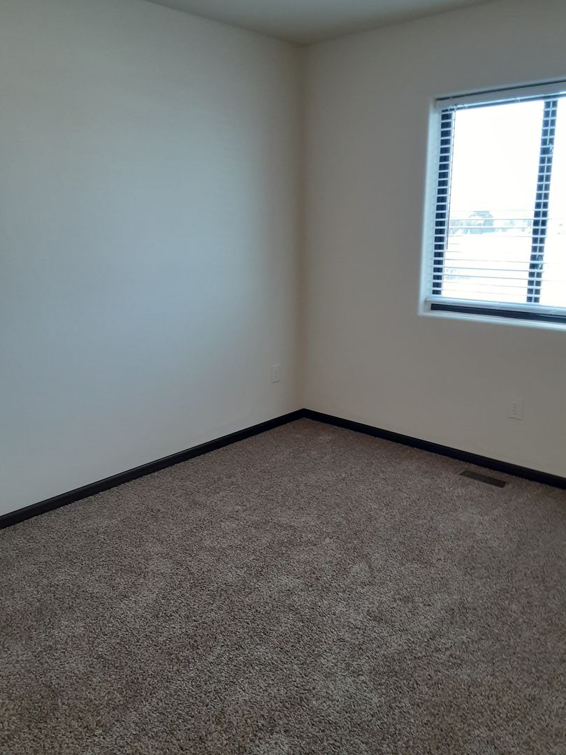 Modern Comfort: Discover Our 2-Bedroom 1-Bath Apartment Gem 3 of 12