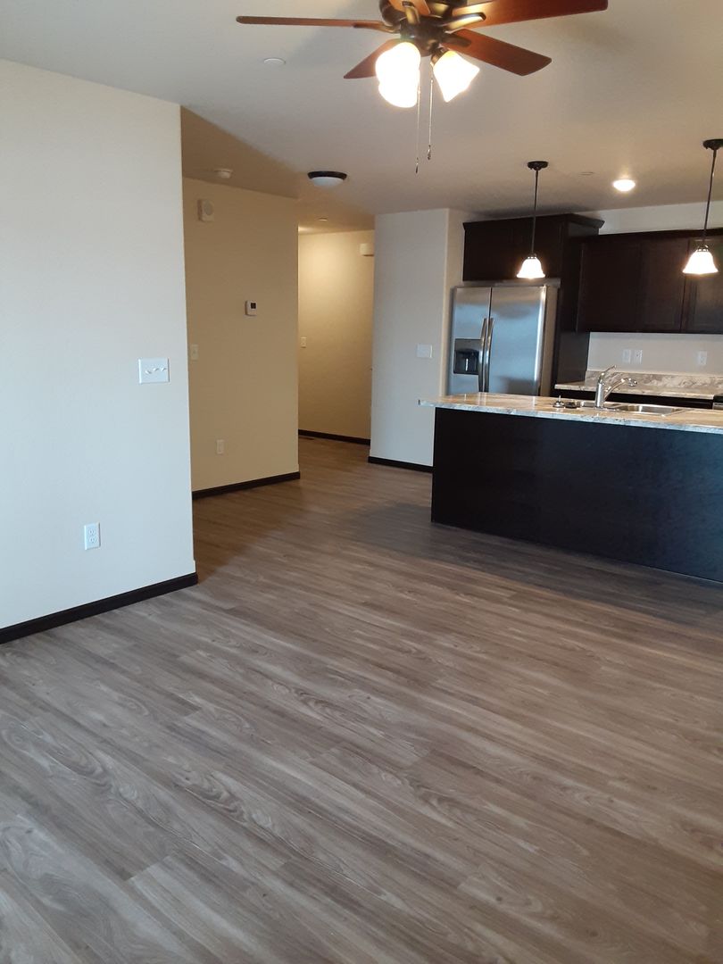 Modern Comfort: Discover Our 1-Bedroom Apartment Gem 9 of 12