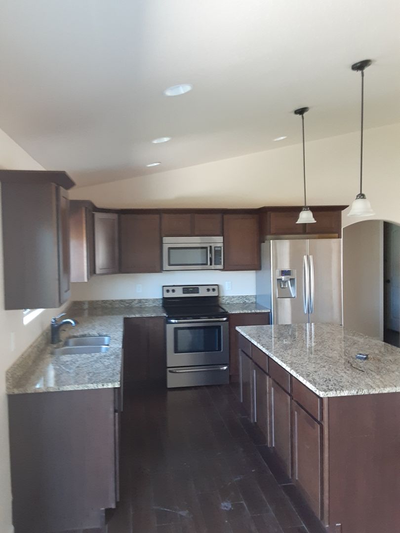 Summerset House: 14141 Telluride St.