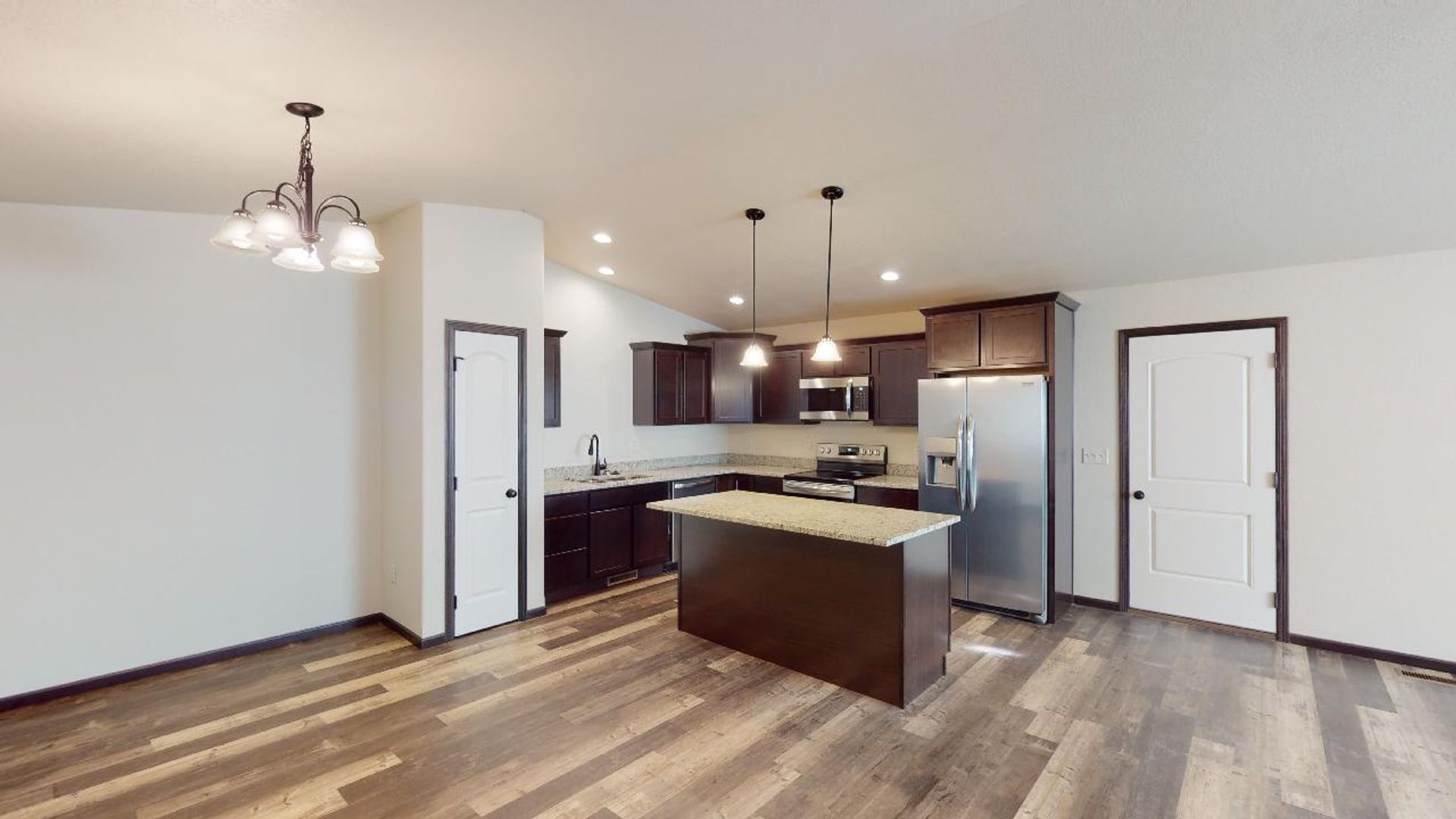 Foxborough Townhomes - 598 Westwind 2 of 11