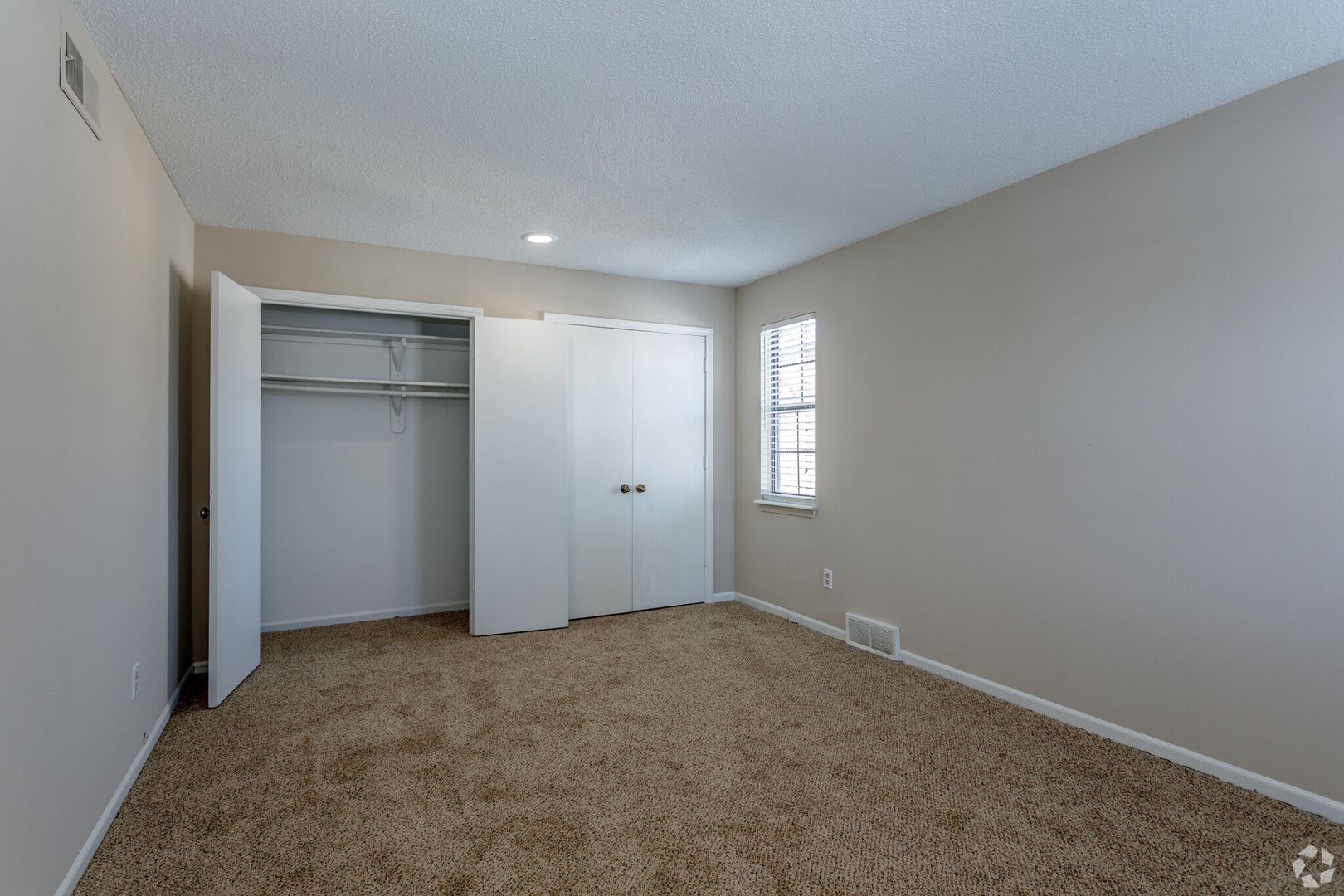 Nieman Park Townhomes 8 of 10