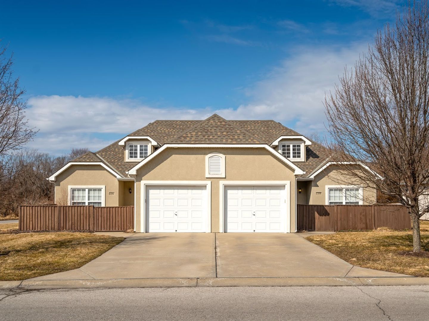 Independence Apartment: 1043 Arrowhead Ridge