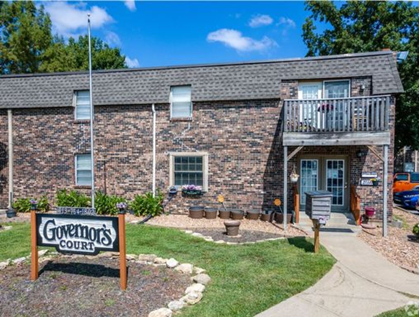 Olathe Apartment: 1110 W Virginia Lane Apt-19