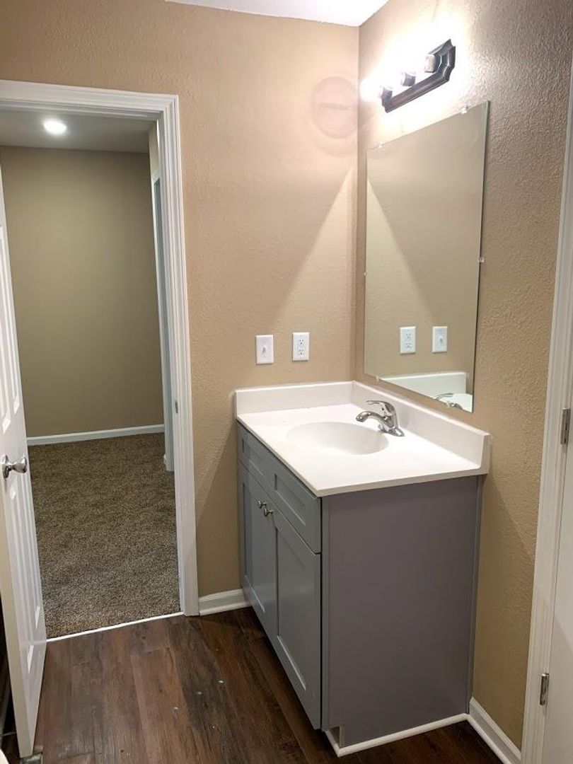 Devling Place Apartments 4 of 12