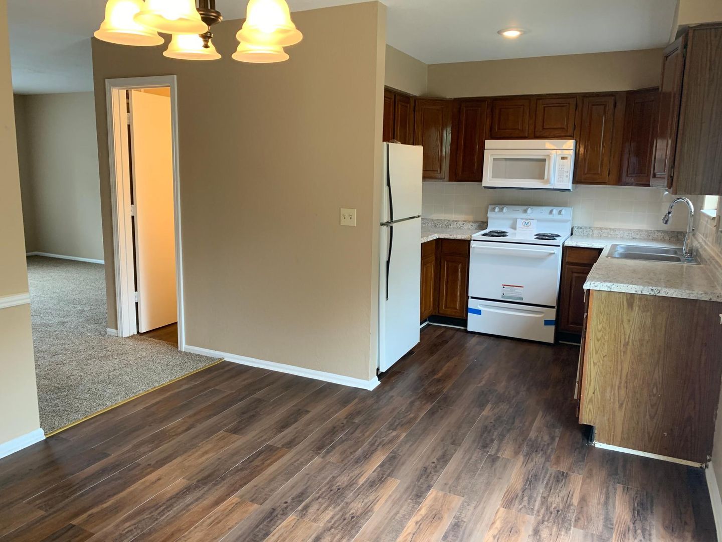 Kansas City Apartment: 3622 NE Chouteau Trafficway