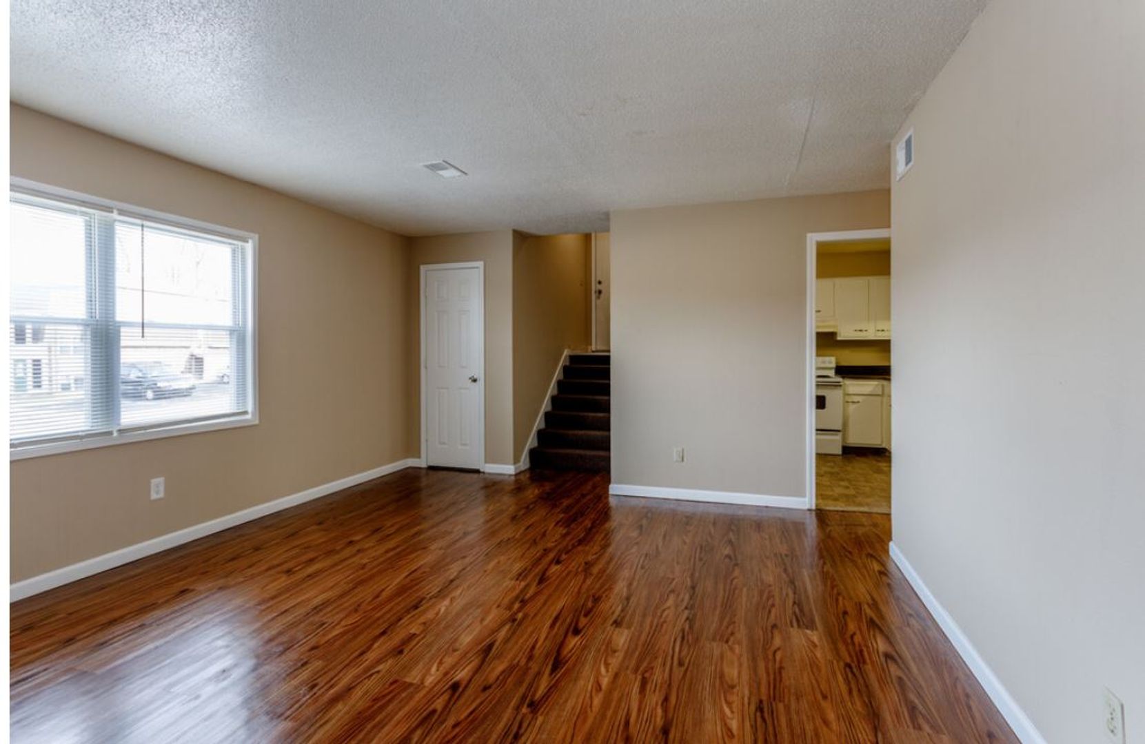 Platte City Apartment: 920 Fontana Avenue