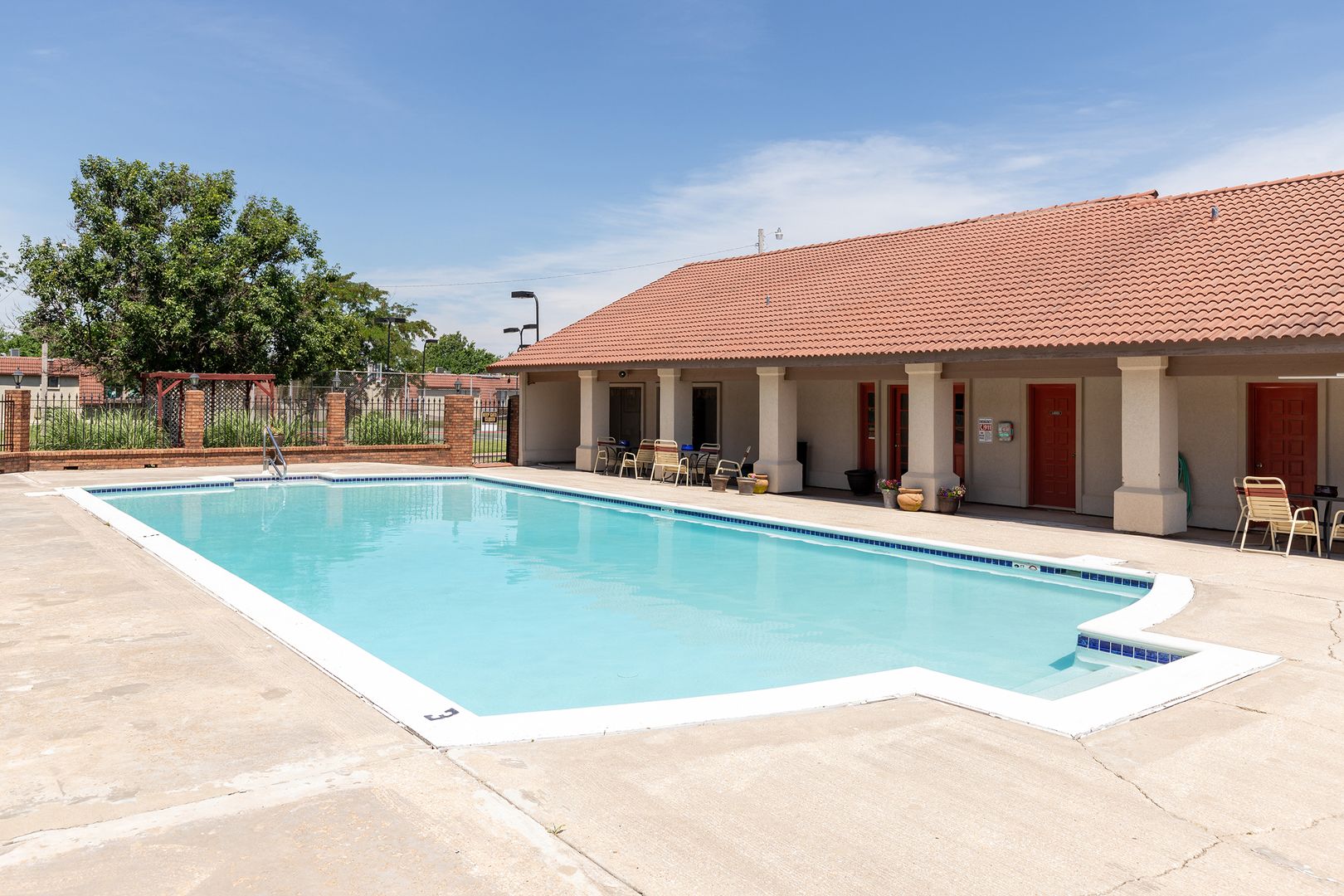 Wichita Apartment: 8909 E Harry St,