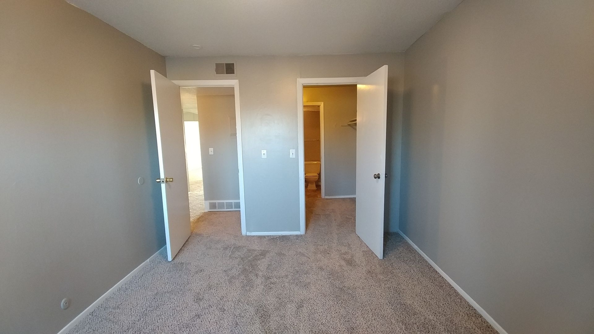 August Place Apartments 10 of 12