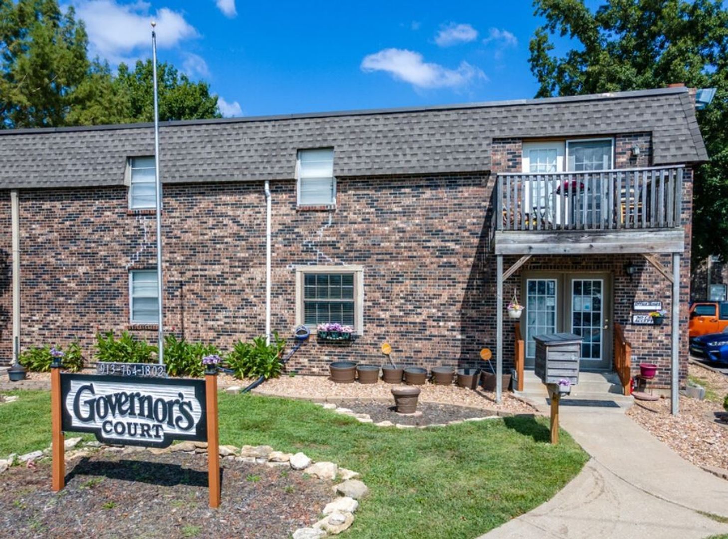 Olathe Apartment: 1110 W Virginia Lane Apt-19