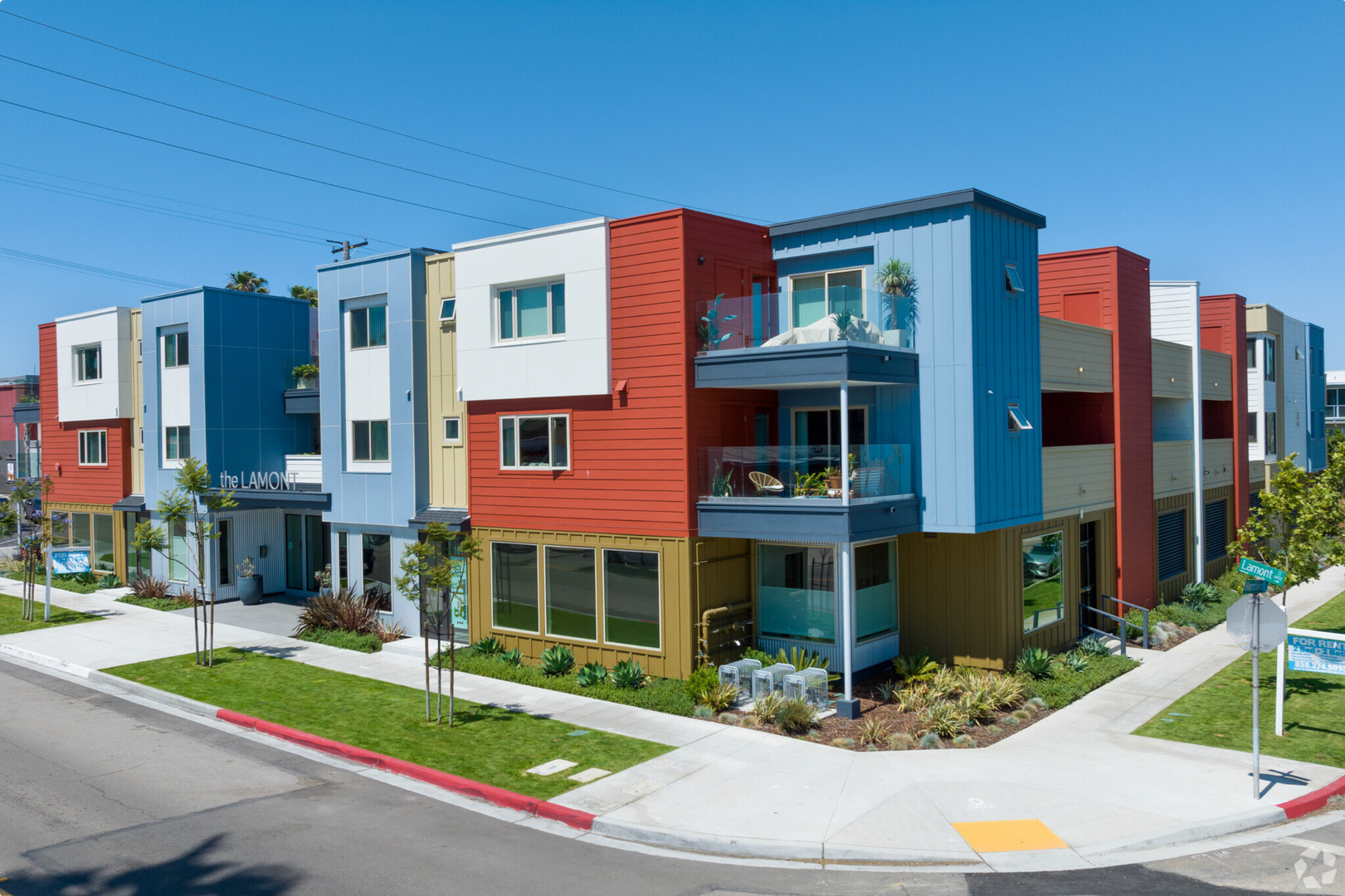 San Diego Apartment: 4455 Lamont St