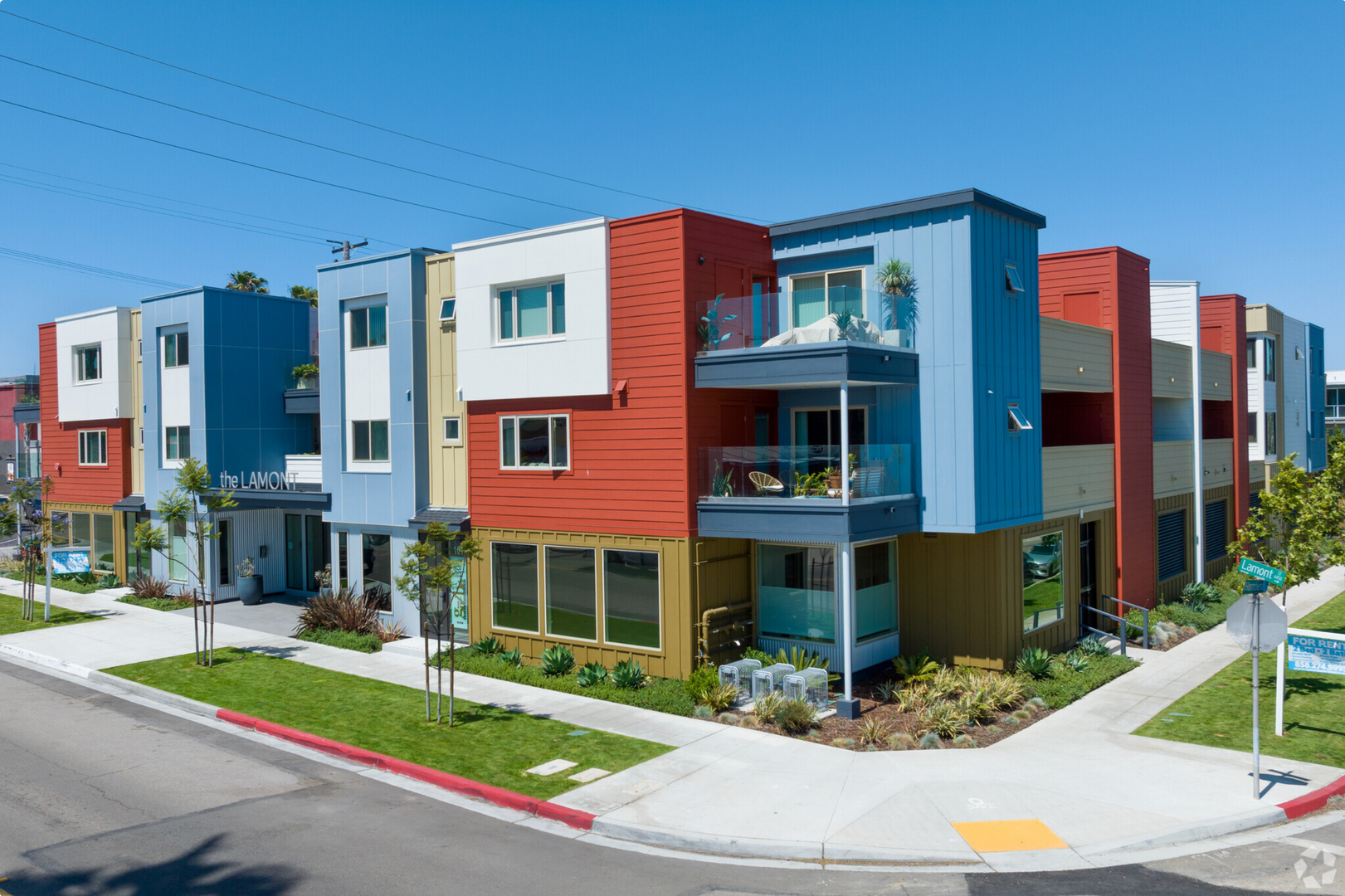 San Diego Apartment: 4455 Lamont St