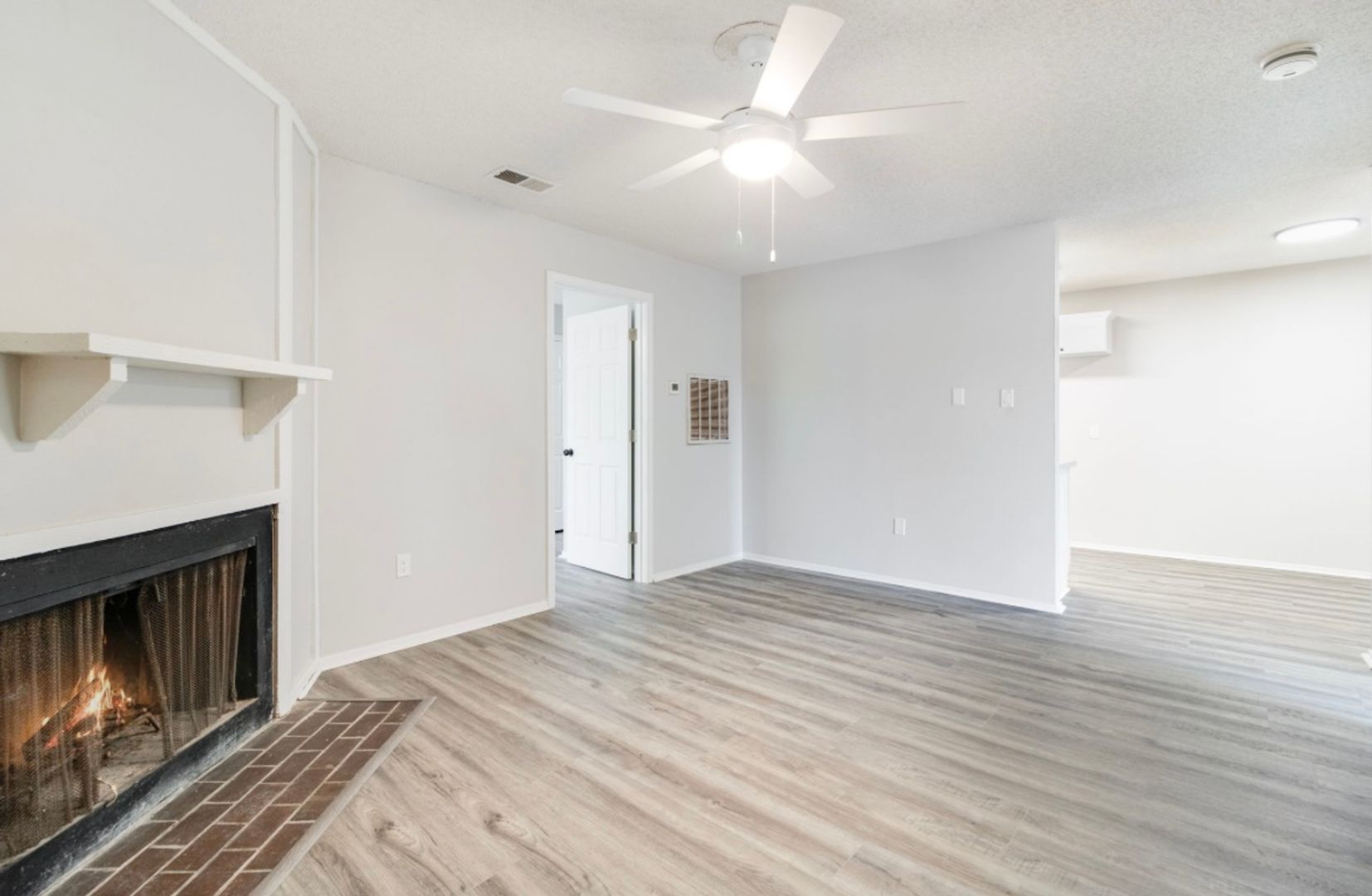 Duson Apartment: 107 Meudon Street