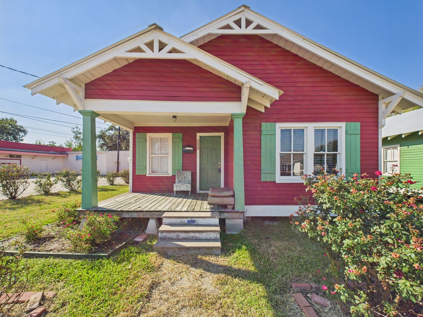 Lafayette House: 516 Lamar Street