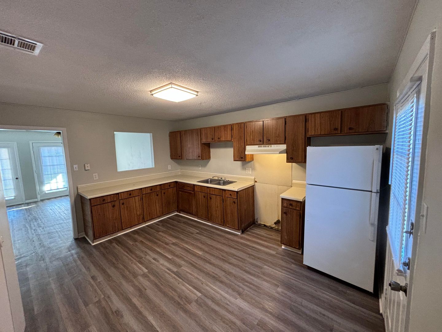 Lafayette Apartment: 108 Cantal Drive