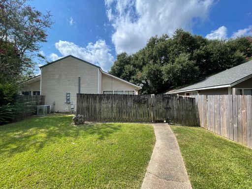 2 Bed/2 Bath TOWNHOME! – photo 1