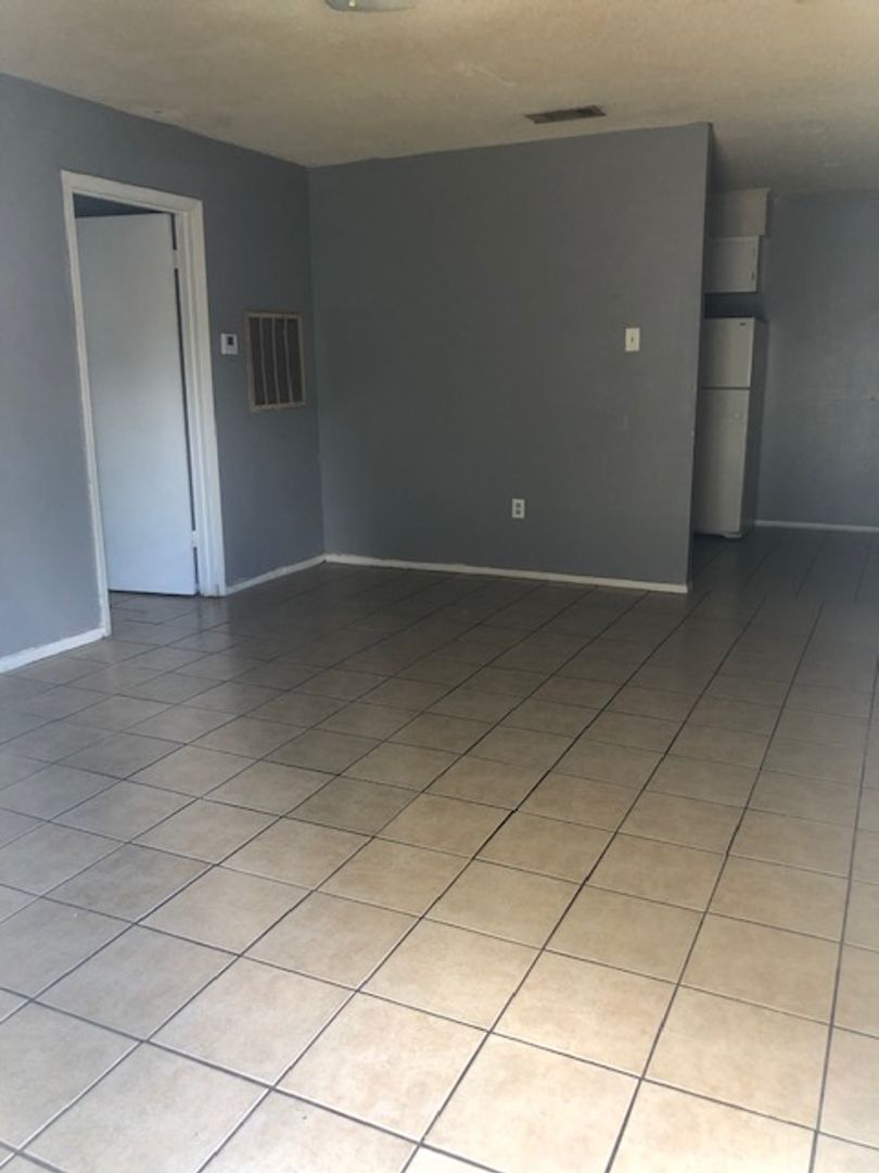 Duson Apartment: 101 Limoges Street