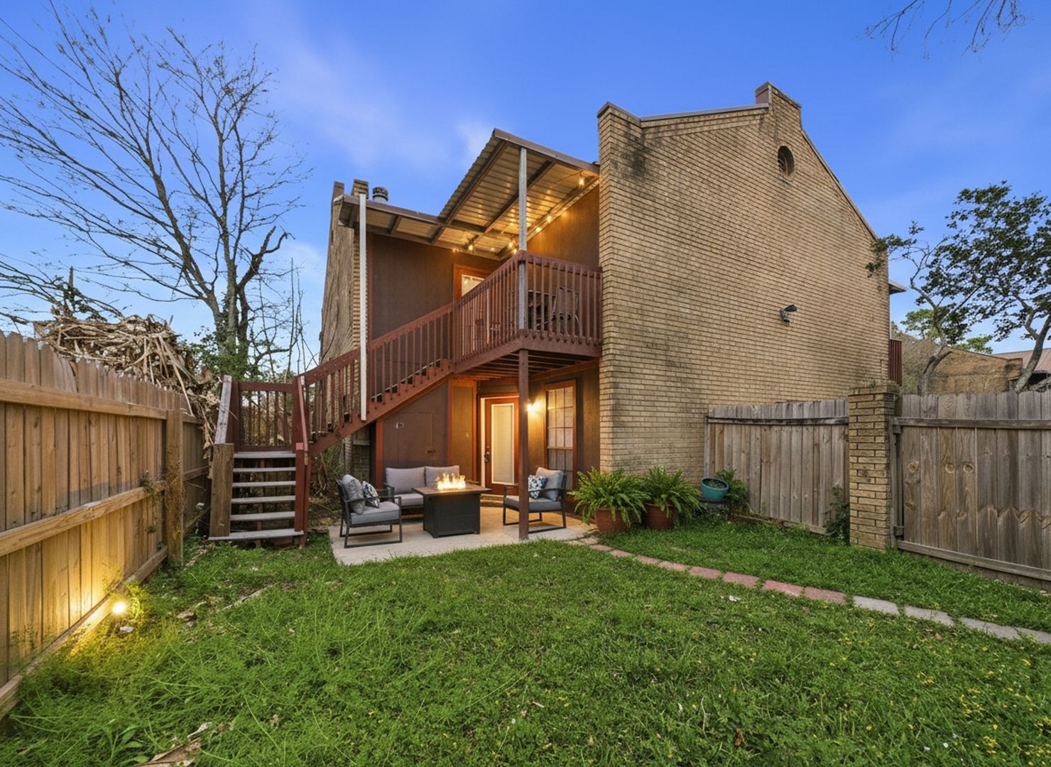 Lafayette Apartment: 110 Shekel Drive