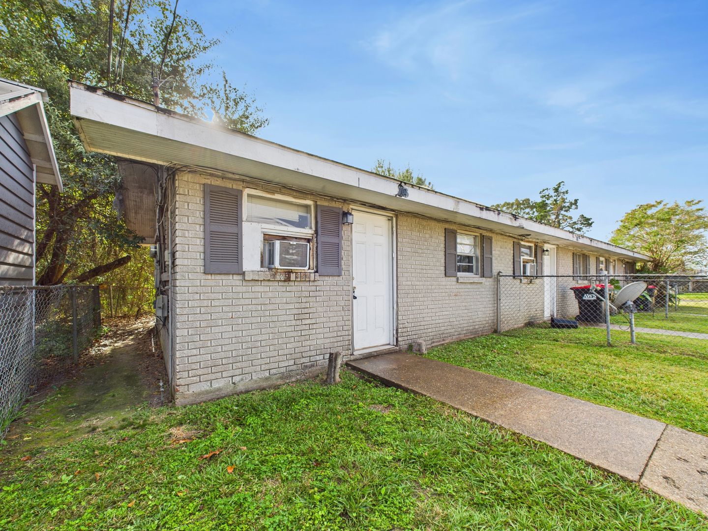 Lafayette House: 704 13th Street