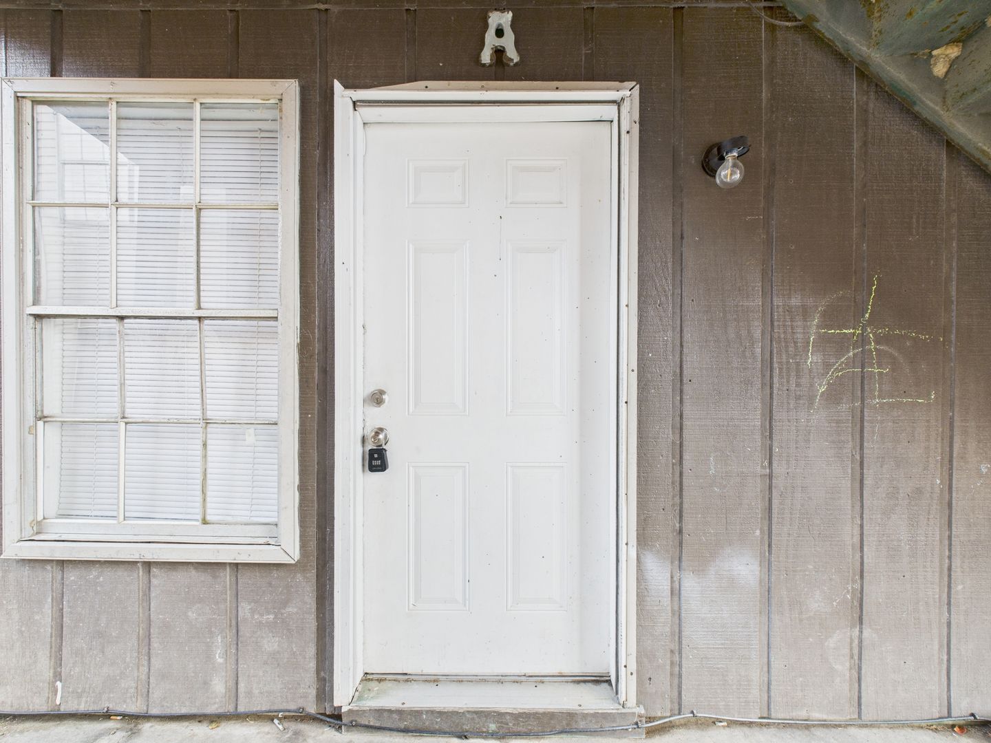 Duson Apartment: 102 Limoges Street