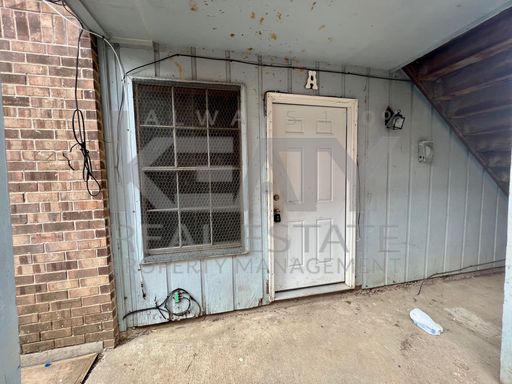 Available NOW! 2 Bedroom, 2 Bathroom Apartment!
