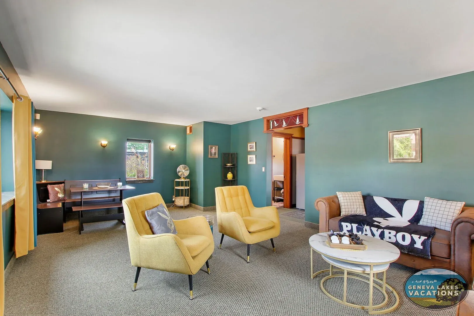 Lake Geneva House: 433 Broad St