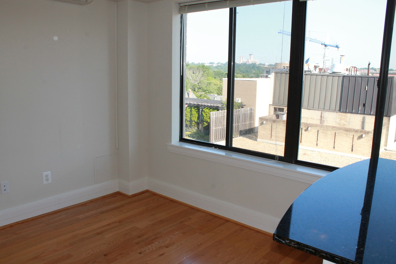 Washington Apartment: 2000 Connecticut Avenue, NW
