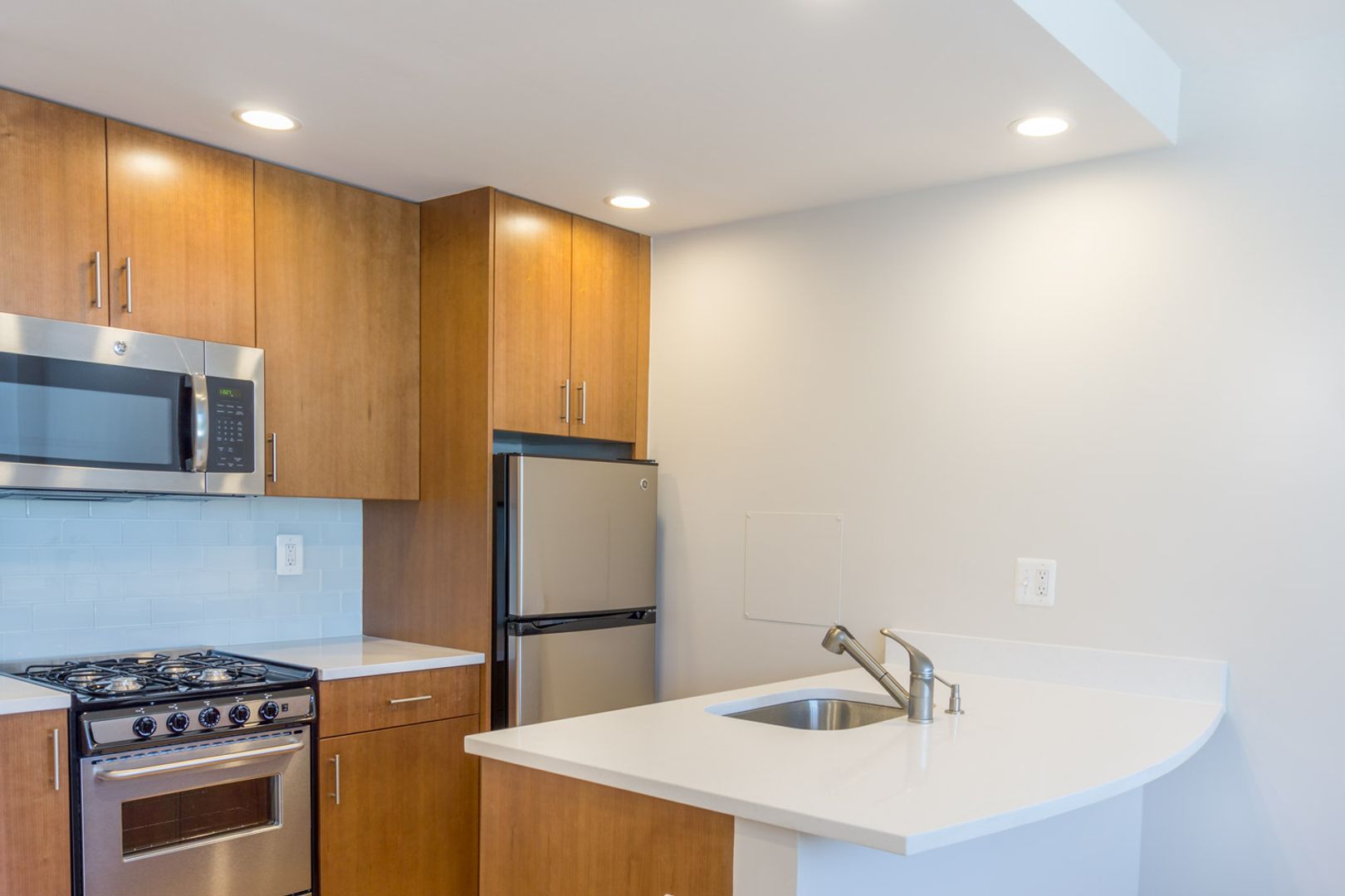 Washington Apartment: 1230 13th Street, NW