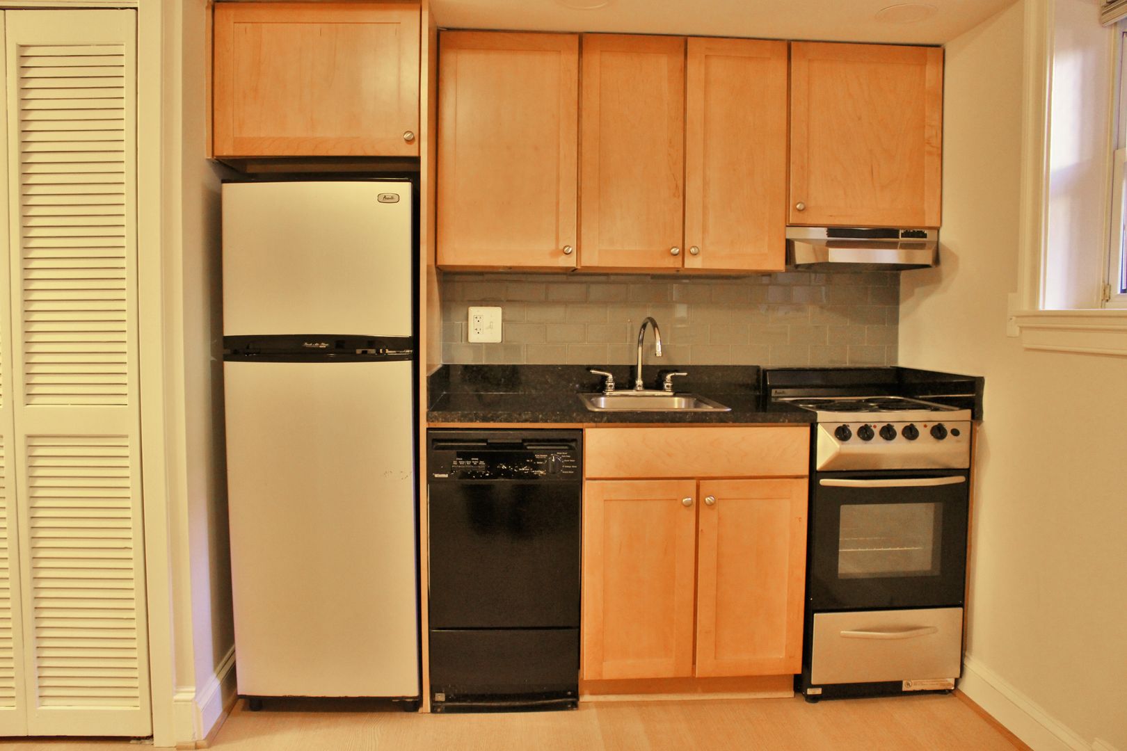 Washington Apartment: 1743 P Street, NW