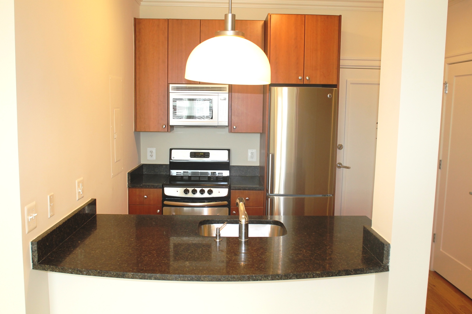 Washington Apartment: 2110 19th Street, NW