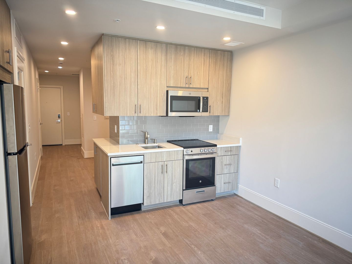 Washington Apartment: 3220 Prospect Street, NW
