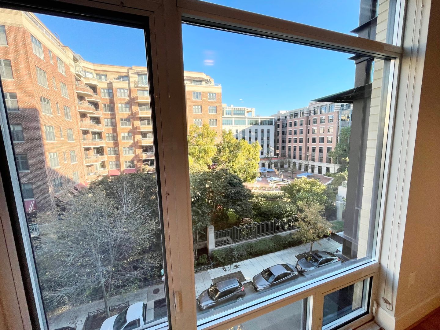 Washington Apartment: 1355 17th Street, NW