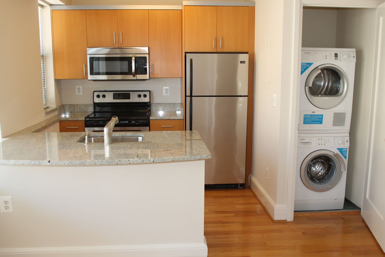 Washington Apartment: 2000 Connecticut Avenue, NW