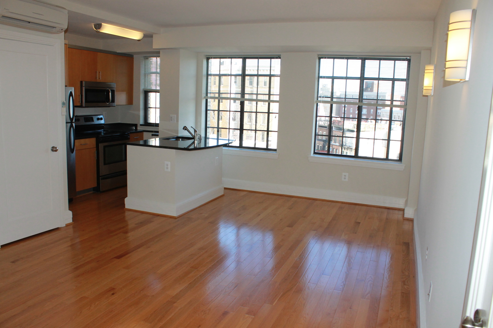 Washington Apartment: 2000 Connecticut Avenue, NW