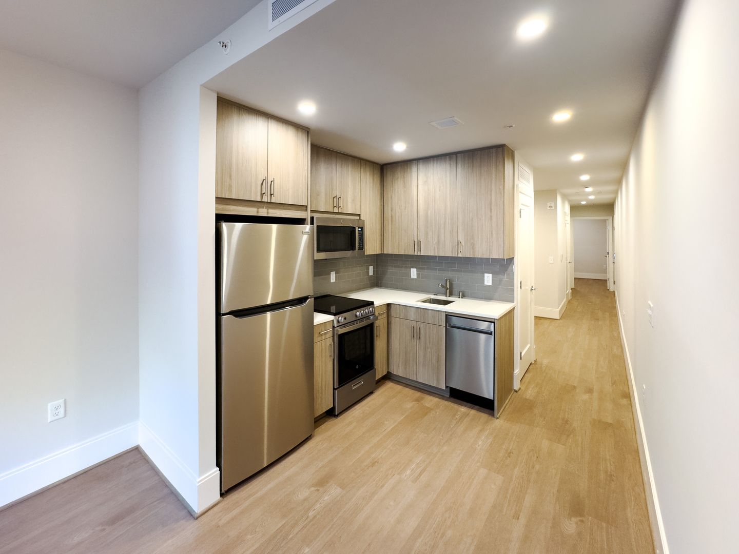 Washington Apartment: 3220 Prospect Street, NW