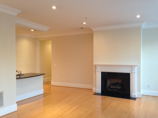 Washington Apartment: 1640 16th Street, NW