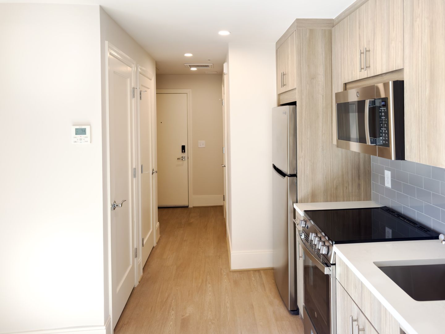 Washington Apartment: 3220 Prospect Street, NW