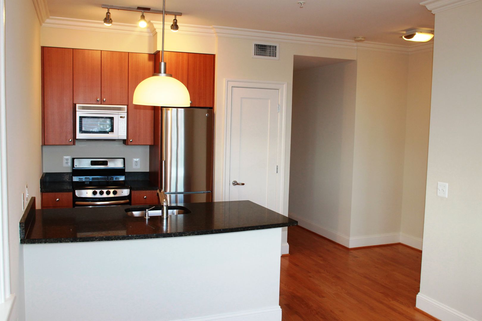 Washington Apartment: 2110 19th Street, NW
