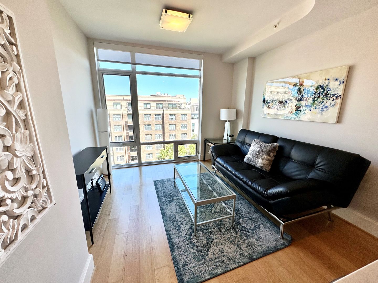 Washington Apartment: 1355 17th Street, NW