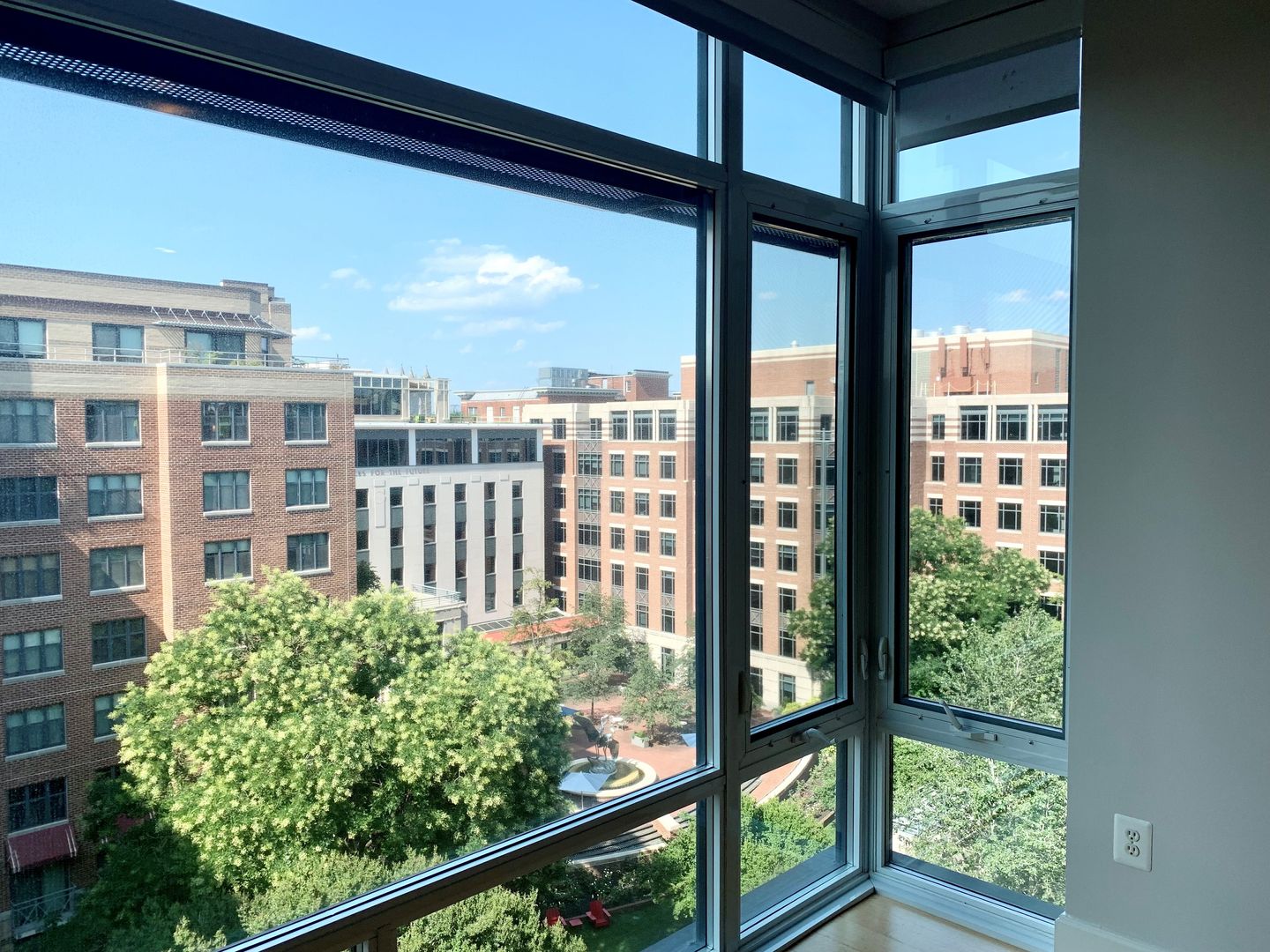 Washington Apartment: 1355 17th Street, NW