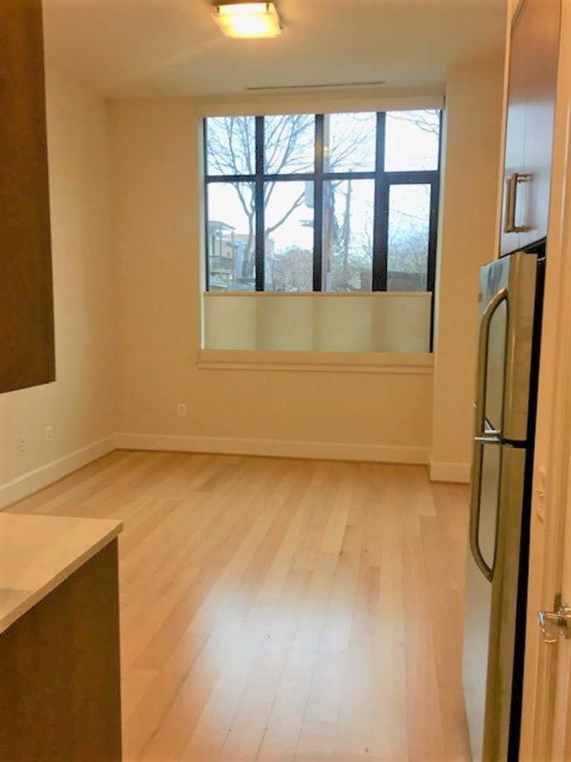 Washington Apartment: 1919 14th Street, NW