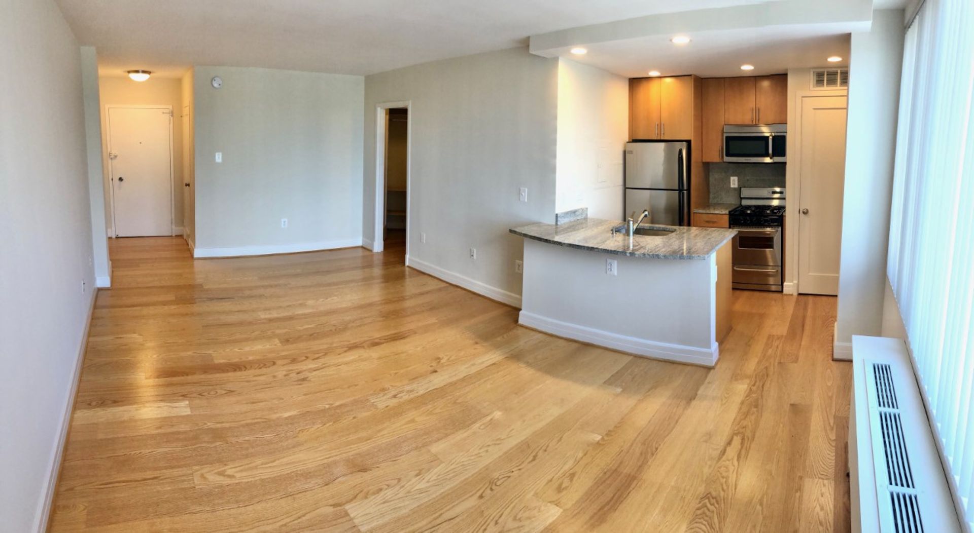 Washington Apartment: 1255 New Hampshire Avenue